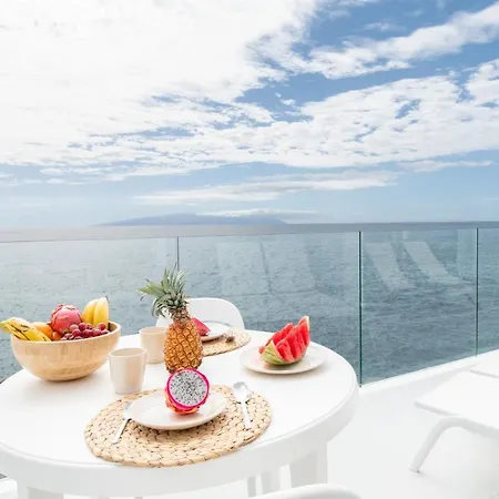 Cloud On The Sea Apartment